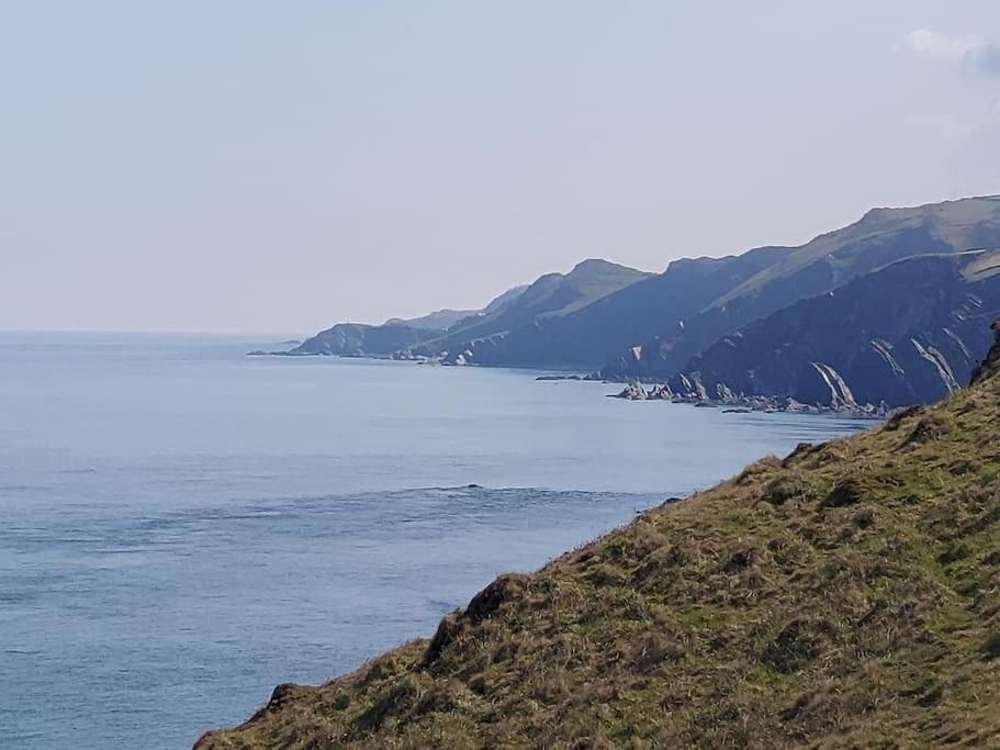Flat 1 High Tide House, Mortehoe - Beautifully Designed Ground Floor Flat With Sea Views And Garden Exterior photo