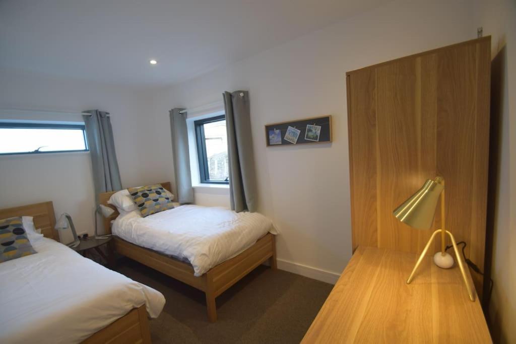 Flat 1 High Tide House, Mortehoe - Beautifully Designed Ground Floor Flat With Sea Views And Garden Exterior photo